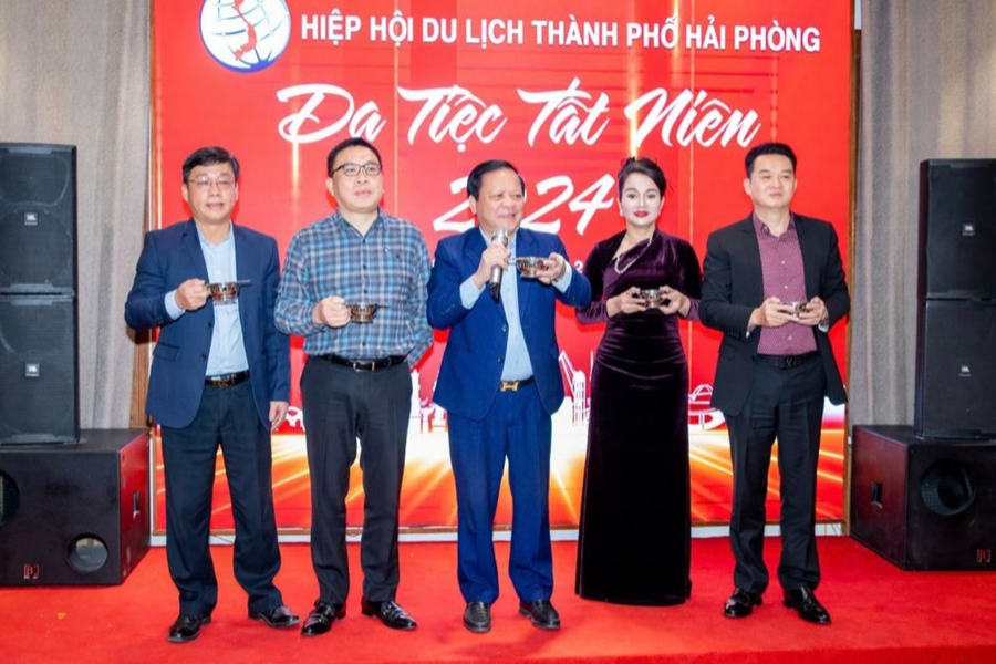 Hai Phong Tourism Association Introduces New Vice Presidents