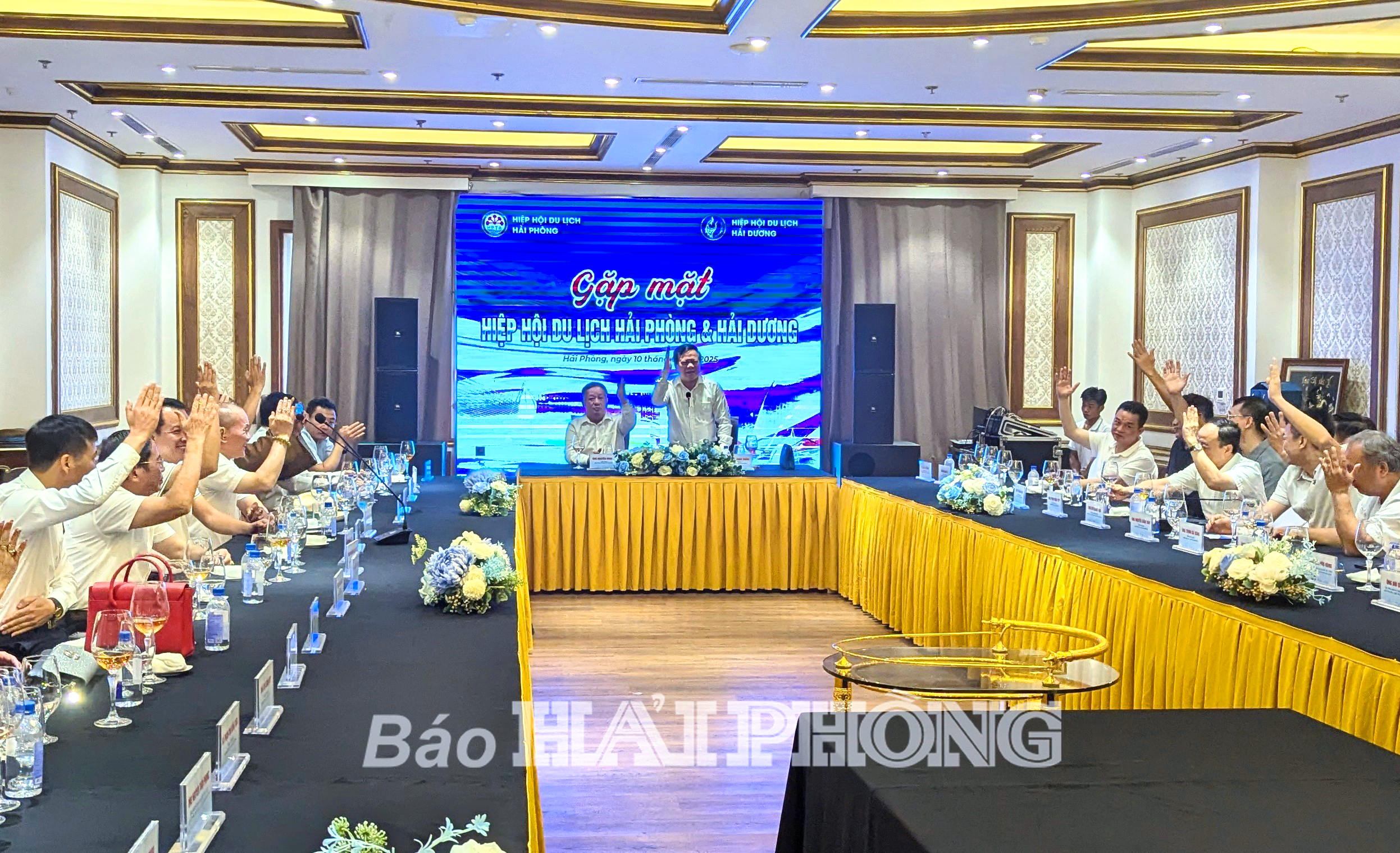Thong-nhat-hop-nhat-2-hiep-hoi-du-lich-hai-phong-va-hiep-hoi-du-lich-hai-duong_hpta.vn